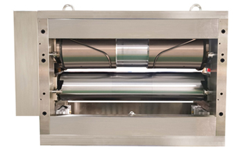 ADULT DIAPER ARC CUTTING ASSEMBLY